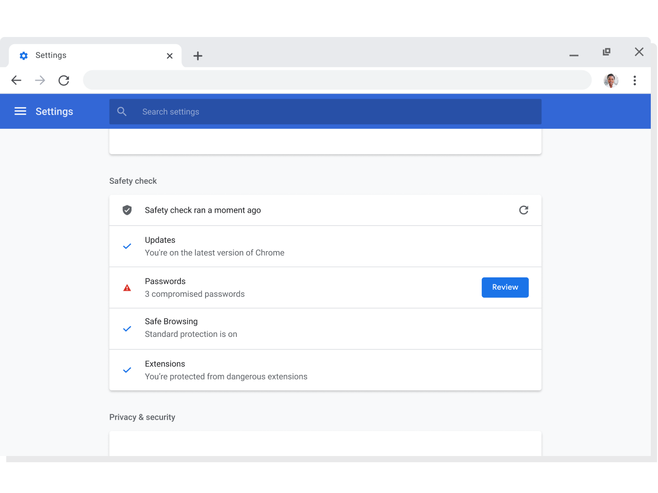 A képen lévő Chrome-böngészőablakban olyan Google-fiókok szinkronizálási és fiókbeállításai láthatók, amelyeknél engedélyezve van a szinkronizálás.